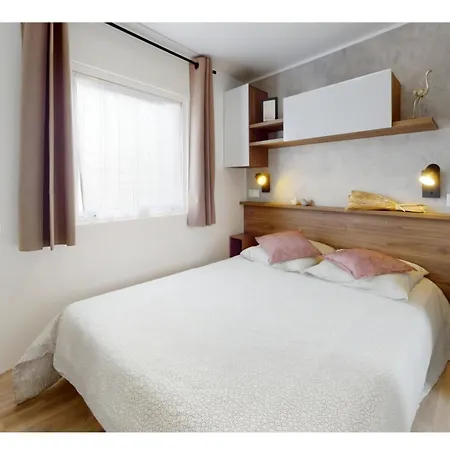 Mobilhome 3ch 2sdb La Carabasse 4 Etoiles