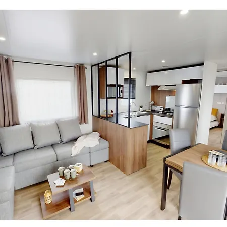 캠프장 Mobilhome 3ch 2sdb La Carabasse 4 Etoiles 비아스